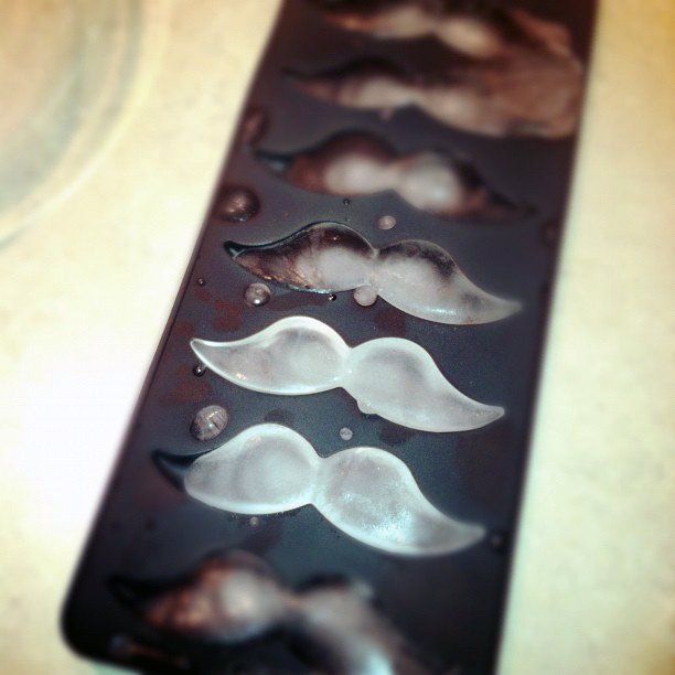 mustache-ice-cube-tray